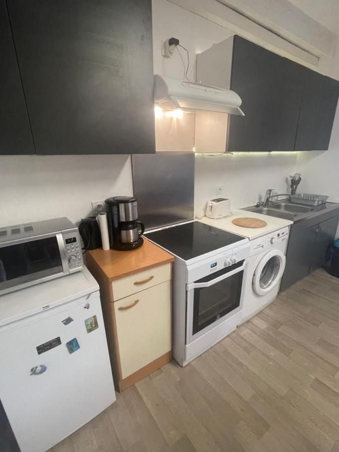 Studio 35M2 Terrasse Et Jardin Quartier Calme Au Centre Ville De Lourdes Luaran gambar