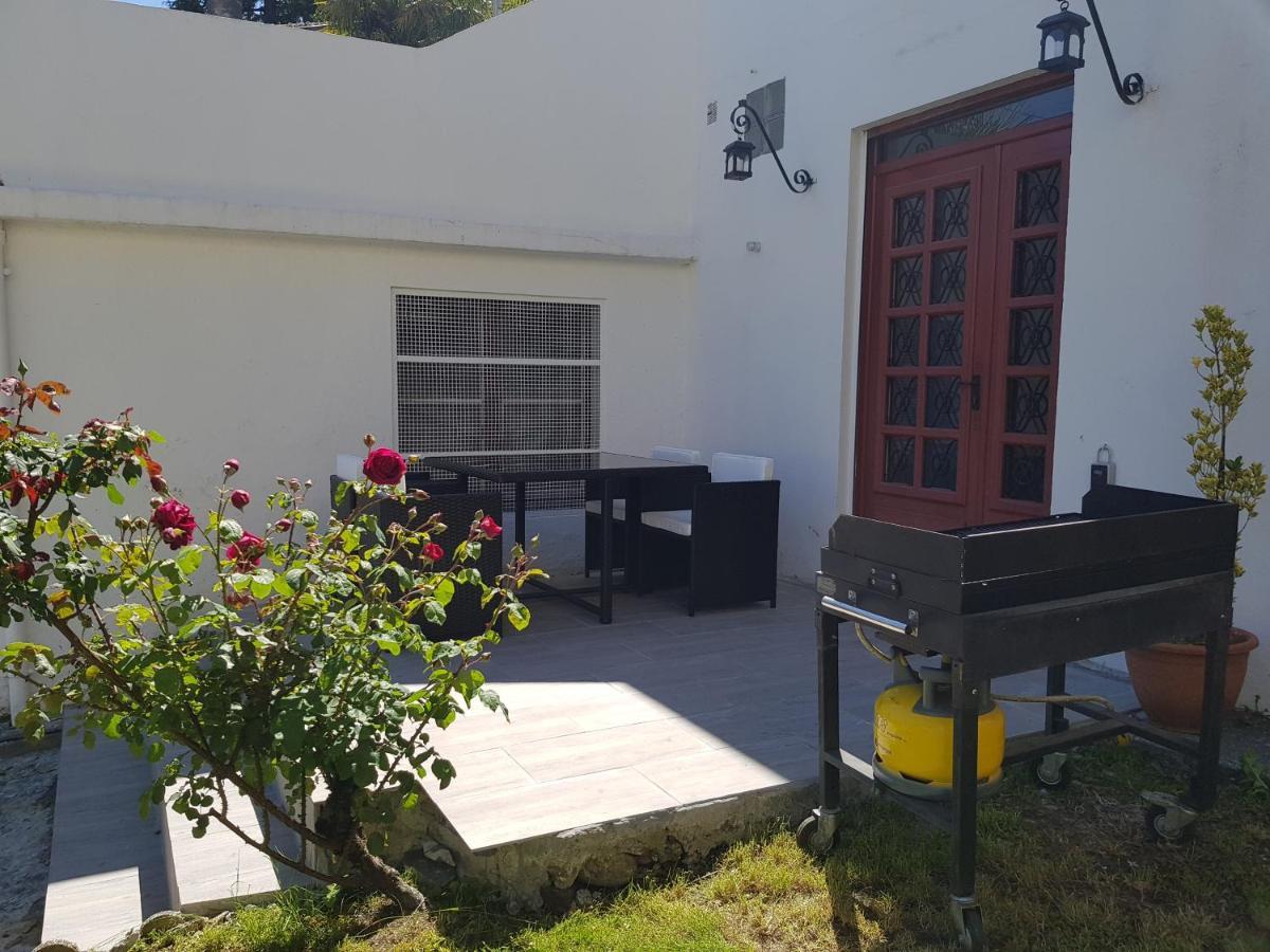 Studio 35M2 Terrasse Et Jardin Quartier Calme Au Centre Ville De Lourdes Luaran gambar